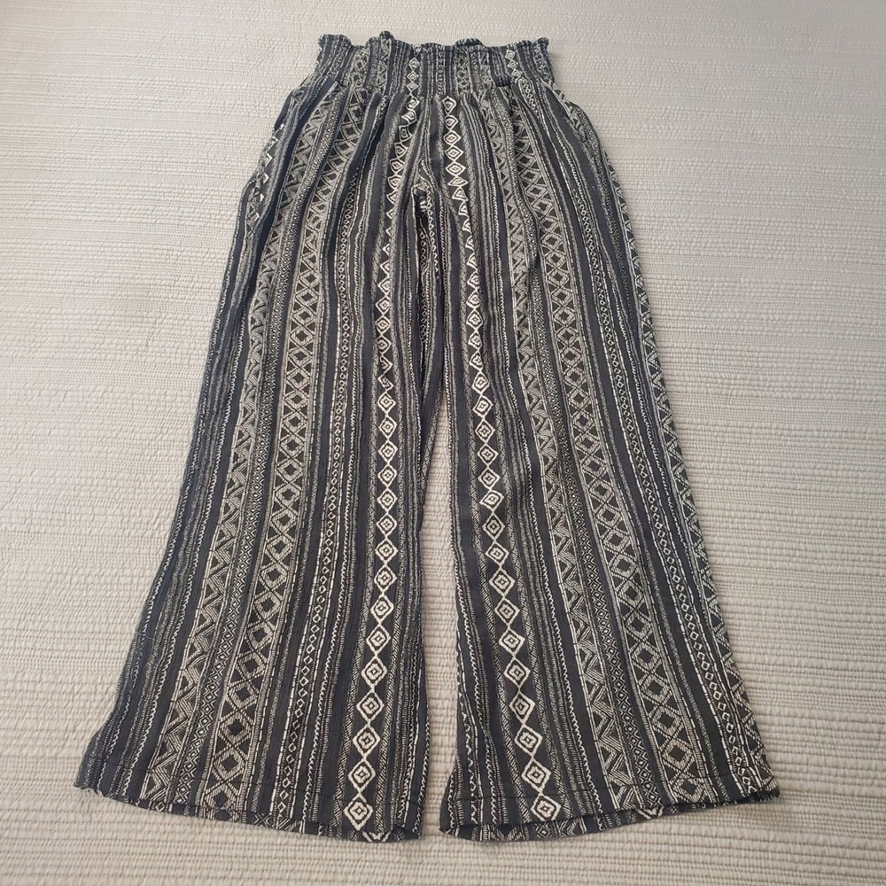 Aztec Wide Leg Pants Womens Size S Black White Geometric Smocked Boho